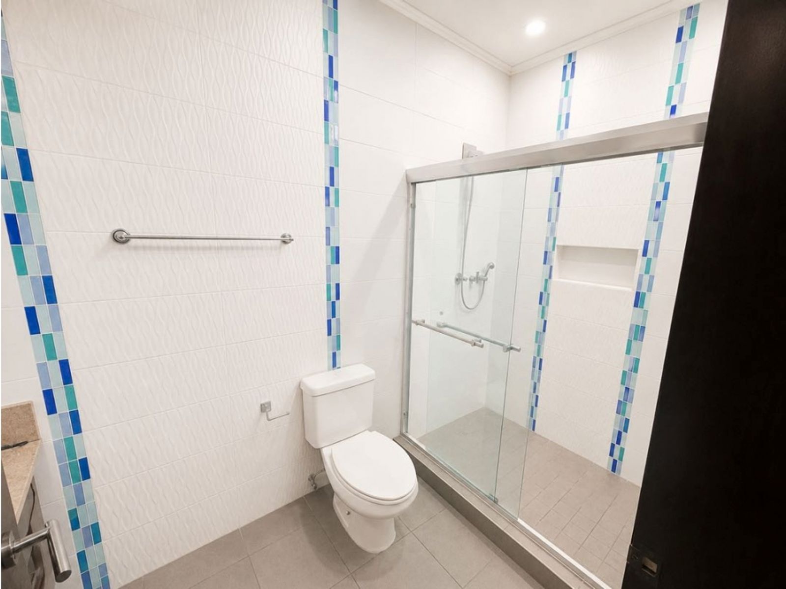 Exclusive Listing Penthouse 360° views by the park