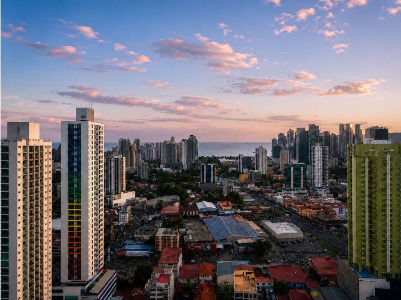 Exclusive Listing Penthouse 360° views by the park