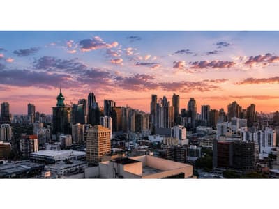Exclusive Listing Penthouse 360° views by the park